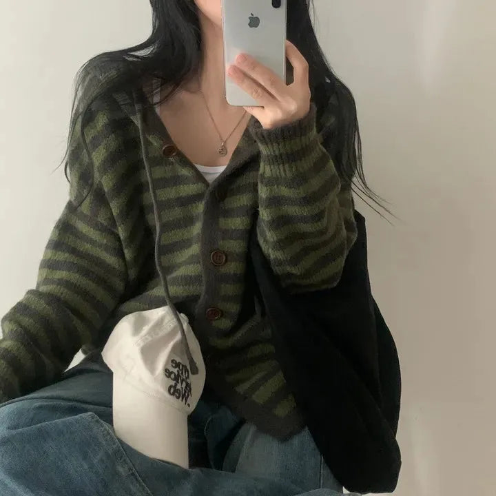 Fall Retro Women's Knitted Sweater Coat Faionable Striped Lazy Sle Hood Single Button Zipper Design Sense Top Warmth